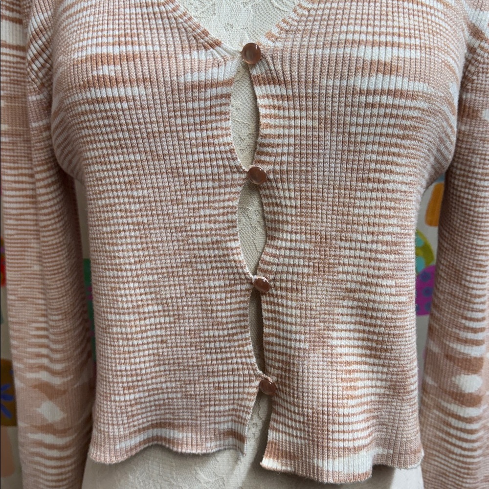 Mahina L/S Cropped Sweater. Large - Picture 3 of 11